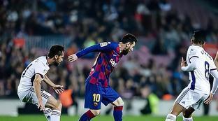 凭借稳健的 凭借稳健的